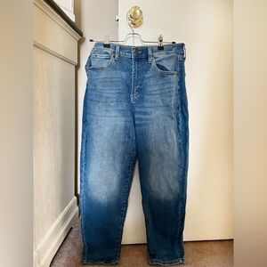 Sonoma- High Rise Mom Jeans NWT